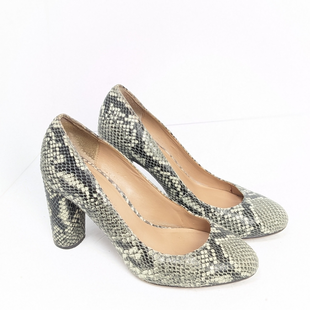 Banana republic leather snake skin pattern heels - Picture 15 of 16
